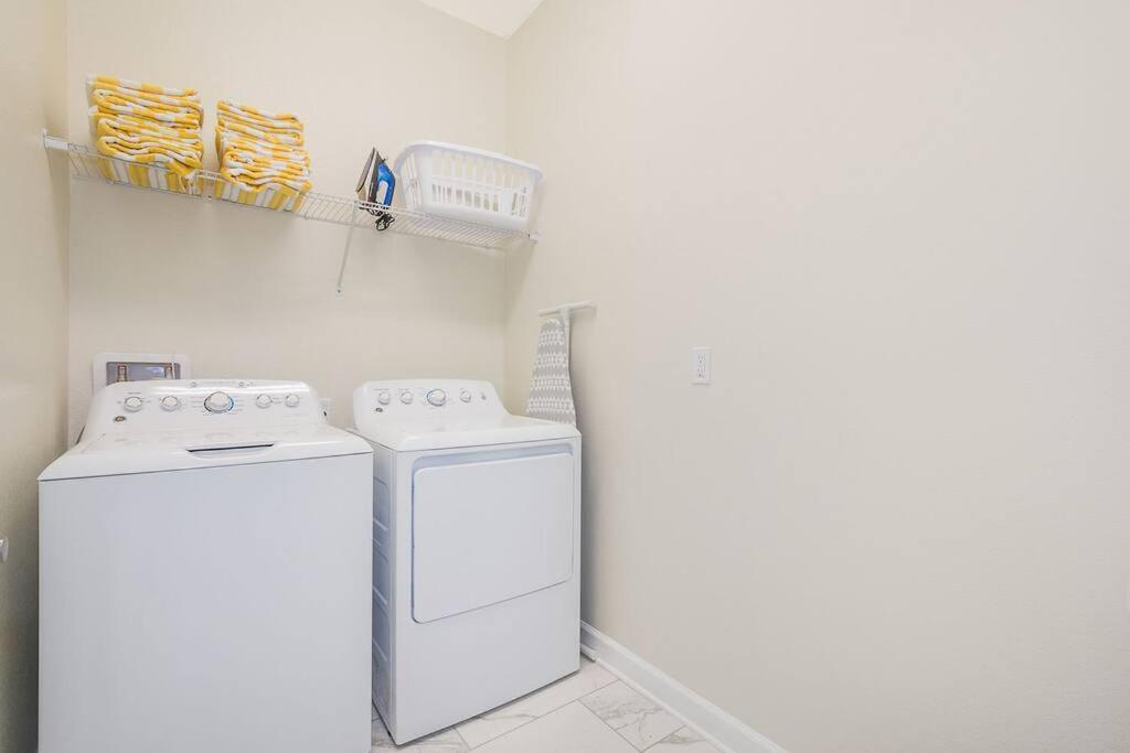 Luxury Villa Inside Storey Lake, Kissimmee - No Extra Fees מראה חיצוני תמונה